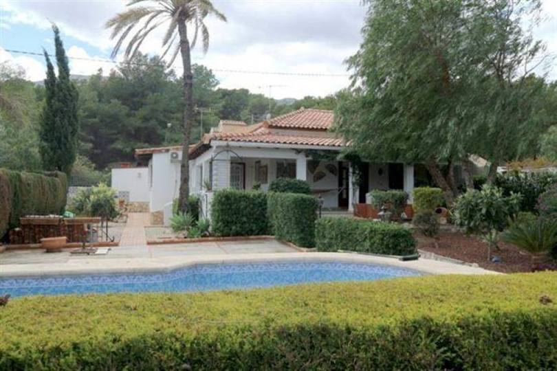 Dénia,Alicante,España,3 Bedrooms Bedrooms,2 BathroomsBathrooms,Chalets,17425