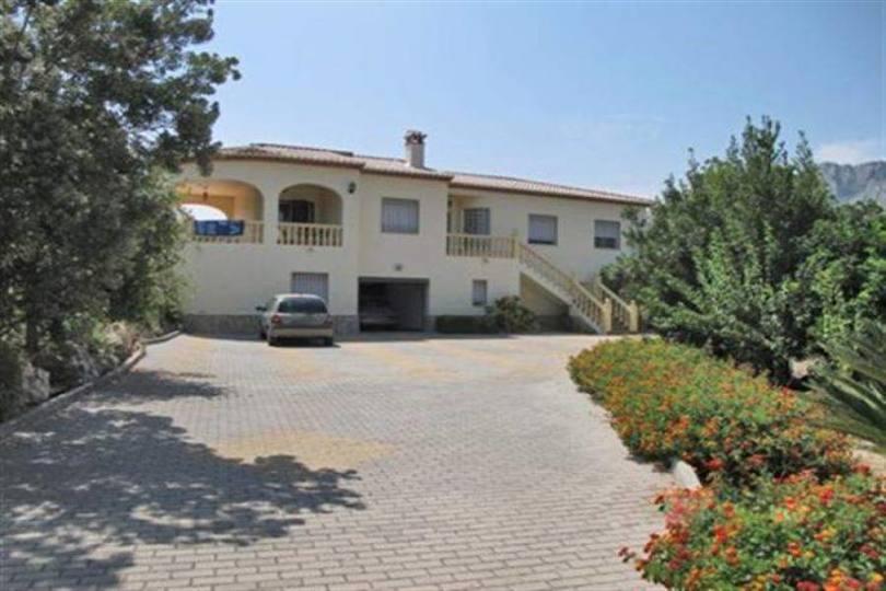 Beniarbeig,Alicante,España,4 Bedrooms Bedrooms,4 BathroomsBathrooms,Chalets,17448