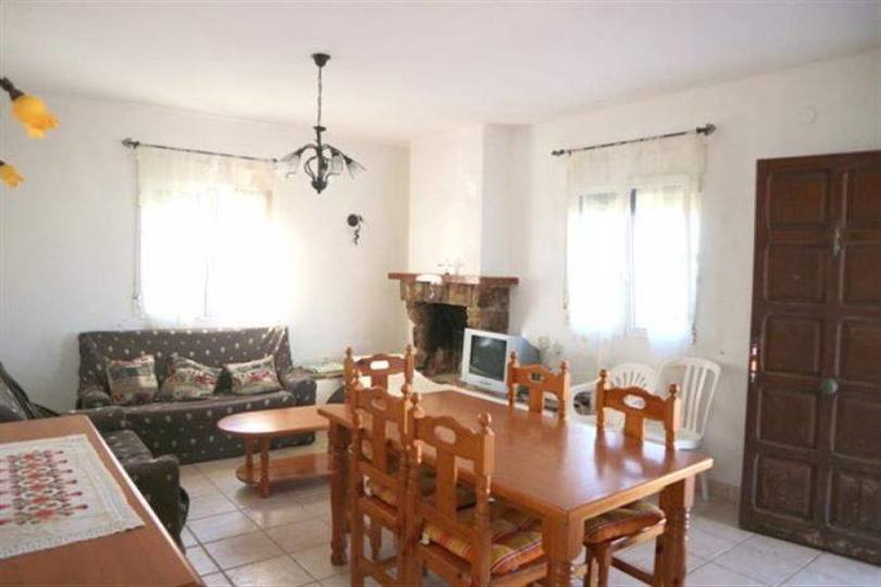 Dénia,Alicante,España,4 Bedrooms Bedrooms,2 BathroomsBathrooms,Chalets,17449