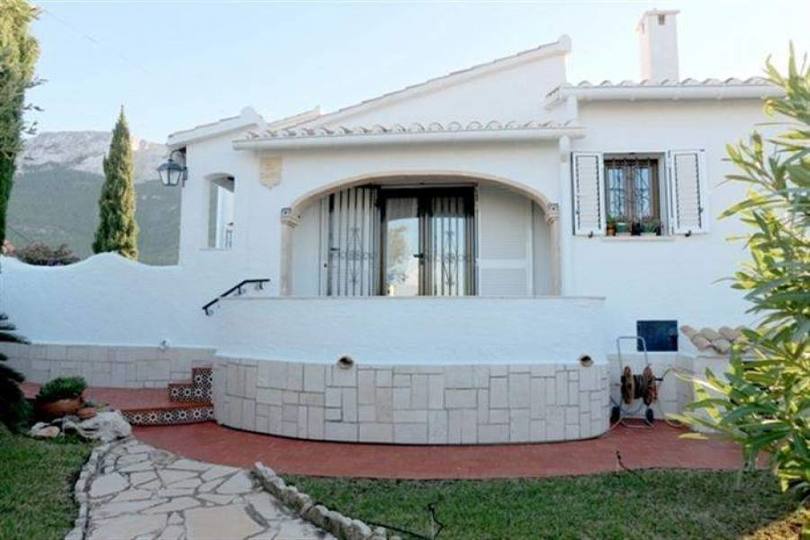 Dénia,Alicante,España,3 Bedrooms Bedrooms,2 BathroomsBathrooms,Chalets,17450