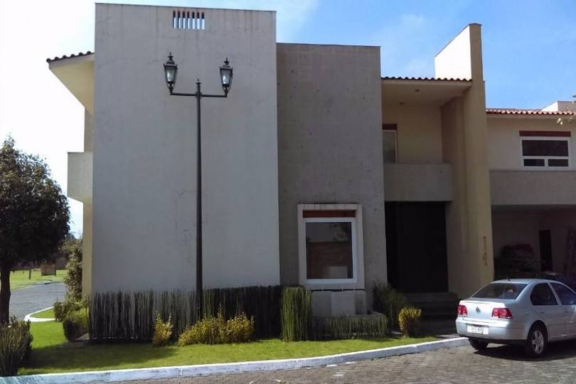 Metepec,Estado de Mexico,México,3 Habitaciones Habitaciones,3 BañosBaños,Casas,2490