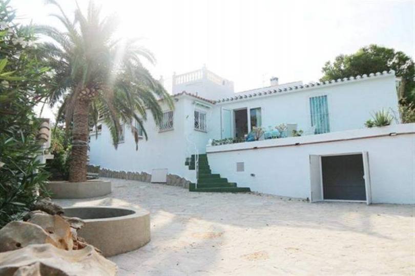 Dénia,Alicante,España,3 Bedrooms Bedrooms,4 BathroomsBathrooms,Chalets,17464