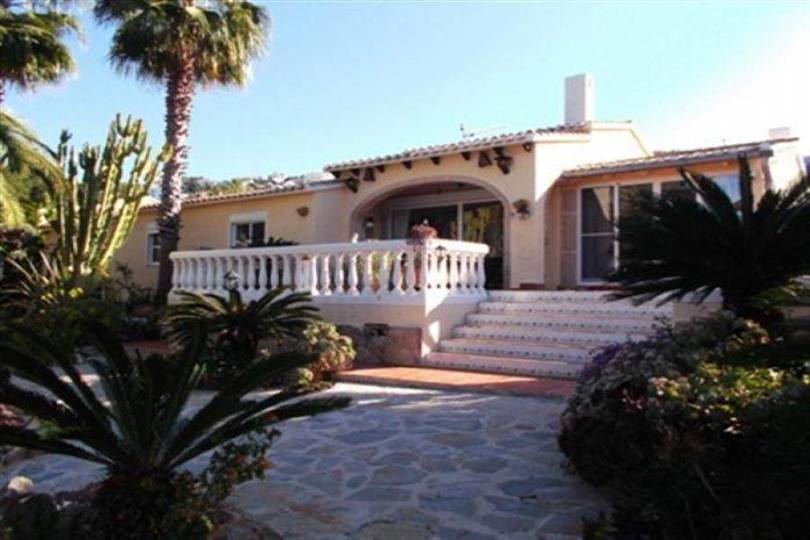 Dénia,Alicante,España,3 Bedrooms Bedrooms,2 BathroomsBathrooms,Chalets,17466