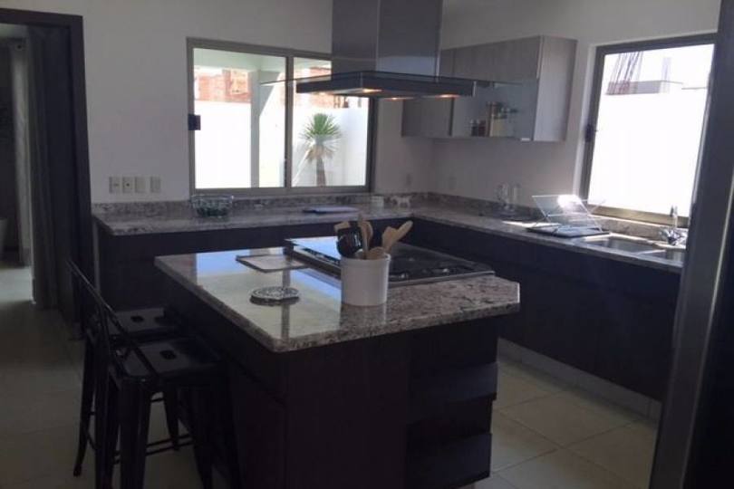 Metepec,Estado de Mexico,México,3 Habitaciones Habitaciones,3 BañosBaños,Casas,2492