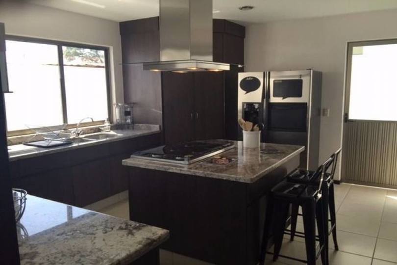 Metepec,Estado de Mexico,México,3 Habitaciones Habitaciones,3 BañosBaños,Casas,2492