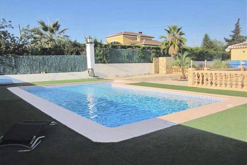 Gata de Gorgos,Alicante,España,2 Bedrooms Bedrooms,2 BathroomsBathrooms,Chalets,17491