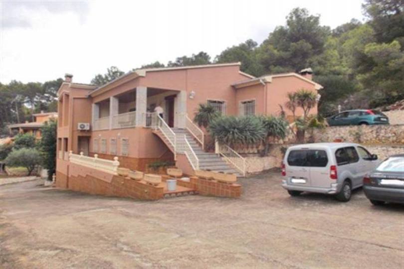 Pedreguer,Alicante,España,6 Bedrooms Bedrooms,3 BathroomsBathrooms,Chalets,17493