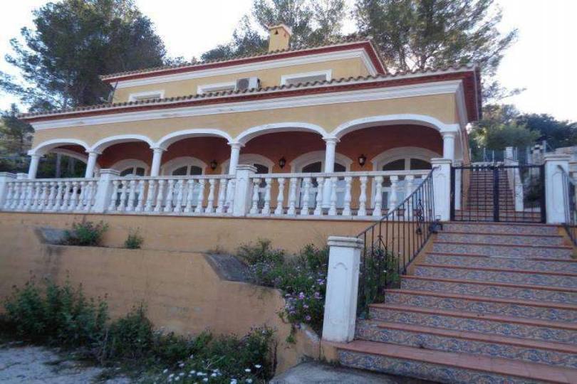 Orba,Alicante,España,5 Bedrooms Bedrooms,4 BathroomsBathrooms,Chalets,17524
