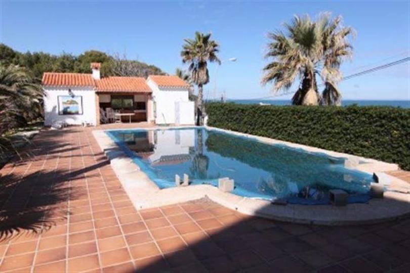 Dénia,Alicante,España,5 Bedrooms Bedrooms,3 BathroomsBathrooms,Chalets,17531