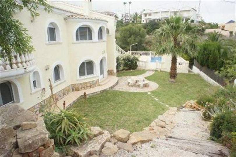 Dénia,Alicante,España,6 Bedrooms Bedrooms,3 BathroomsBathrooms,Chalets,17532