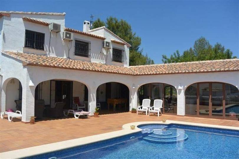 Pego,Alicante,España,4 Bedrooms Bedrooms,4 BathroomsBathrooms,Chalets,17537
