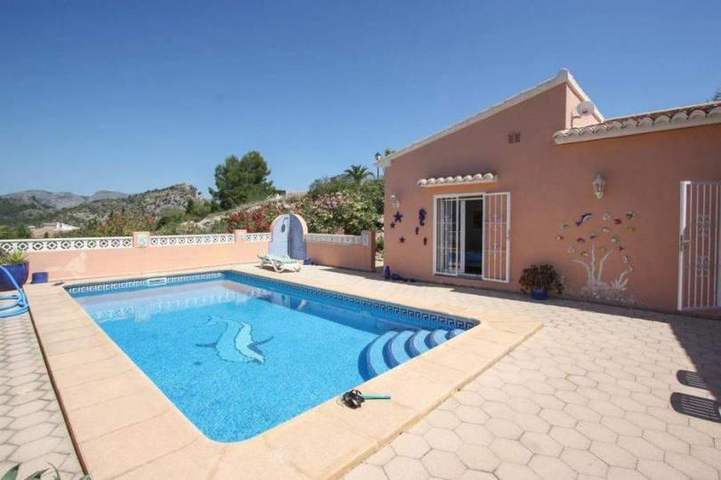 Orba,Alicante,España,3 Bedrooms Bedrooms,2 BathroomsBathrooms,Chalets,17538