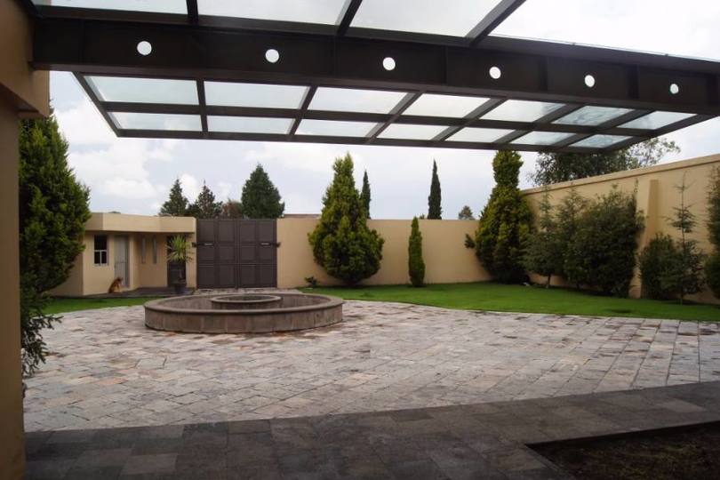 Metepec,Estado de Mexico,México,4 Habitaciones Habitaciones,5 BañosBaños,Casas,2499