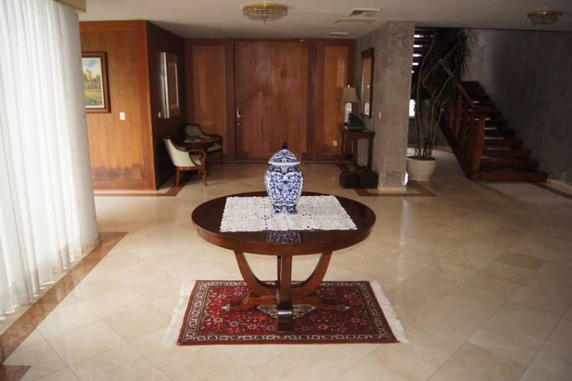 Metepec,Estado de Mexico,México,4 Habitaciones Habitaciones,5 BañosBaños,Casas,2499