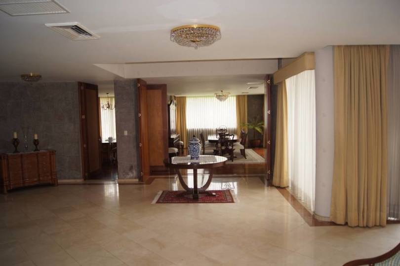 Metepec,Estado de Mexico,México,4 Habitaciones Habitaciones,5 BañosBaños,Casas,2499