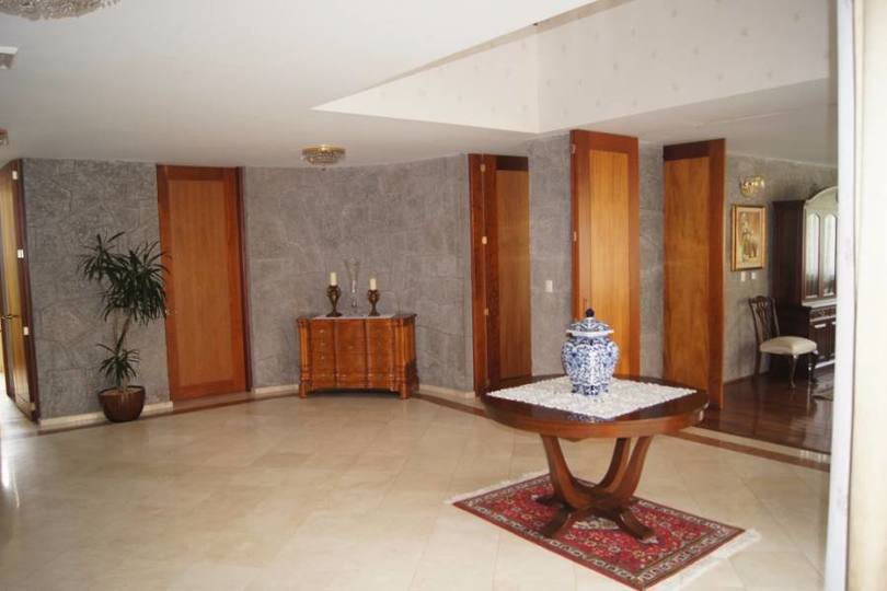 Metepec,Estado de Mexico,México,4 Habitaciones Habitaciones,5 BañosBaños,Casas,2499