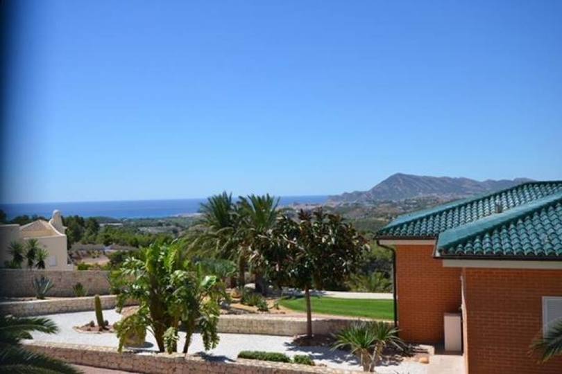 Altea,Alicante,España,5 Bedrooms Bedrooms,4 BathroomsBathrooms,Chalets,17559