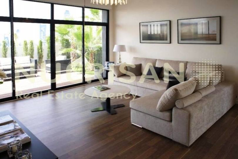 Elche,Alicante,España,3 Bedrooms Bedrooms,3 BathroomsBathrooms,Chalets,17573