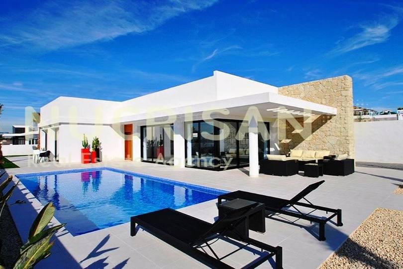 Elche,Alicante,España,3 Bedrooms Bedrooms,2 BathroomsBathrooms,Chalets,17643