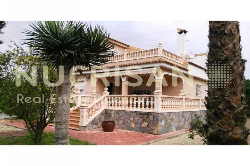San Vicente del Raspeig,Alicante,España,4 Bedrooms Bedrooms,3 BathroomsBathrooms,Chalets,17666