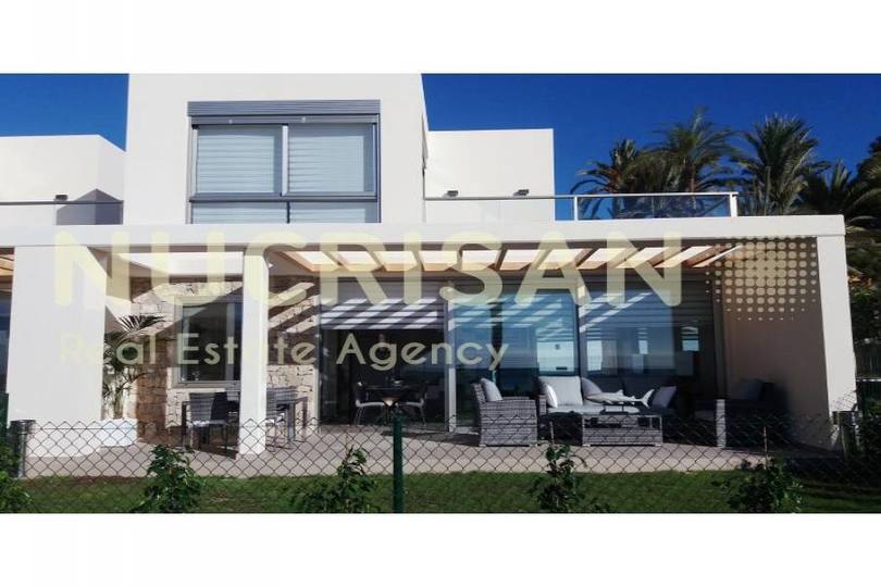 Villajoyosa,Alicante,España,3 Bedrooms Bedrooms,2 BathroomsBathrooms,Chalets,17682