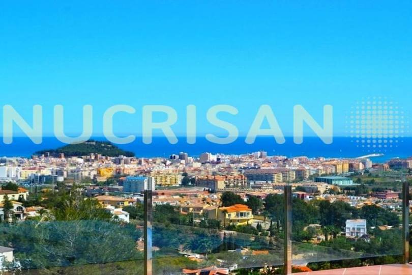 Dénia,Alicante,España,3 Bedrooms Bedrooms,2 BathroomsBathrooms,Chalets,17696