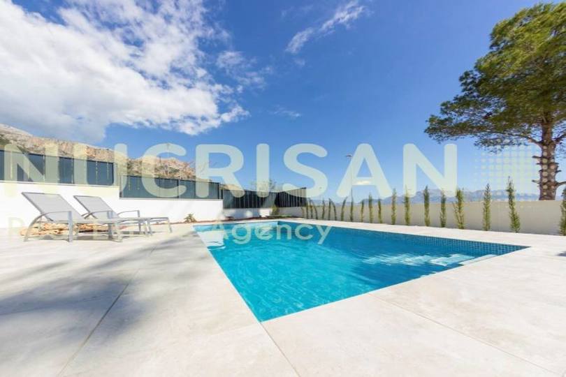 Polop,Alicante,España,3 Bedrooms Bedrooms,2 BathroomsBathrooms,Chalets,17700