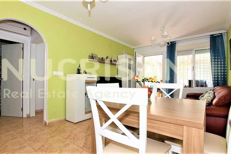 Orihuela,Alicante,España,3 Bedrooms Bedrooms,2 BathroomsBathrooms,Chalets,17719