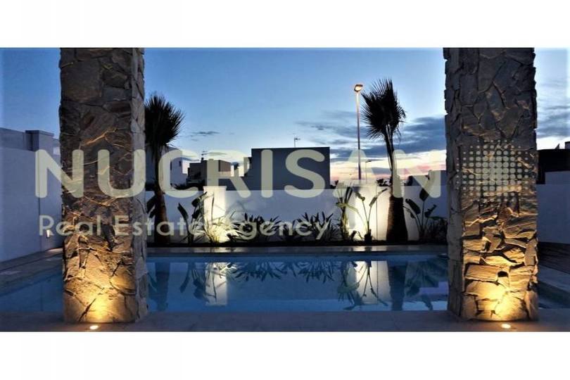 Torrevieja,Alicante,España,4 Bedrooms Bedrooms,4 BathroomsBathrooms,Chalets,17728