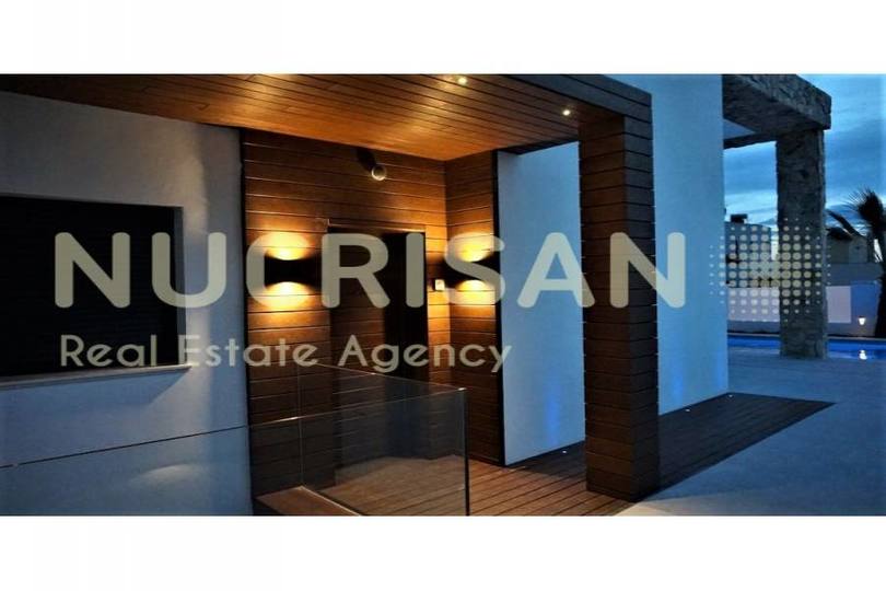 Torrevieja,Alicante,España,4 Bedrooms Bedrooms,4 BathroomsBathrooms,Chalets,17728