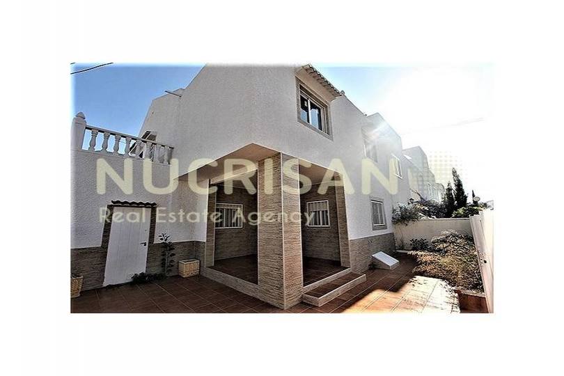 Torrevieja,Alicante,España,3 Bedrooms Bedrooms,2 BathroomsBathrooms,Chalets,17745