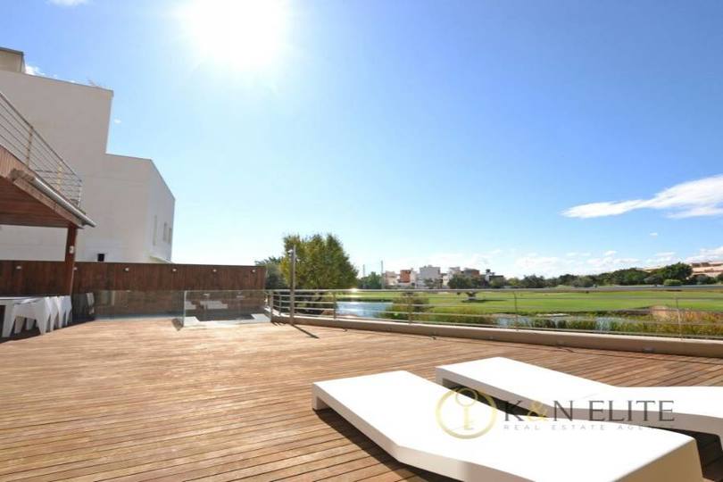 Alicante,Alicante,España,5 Bedrooms Bedrooms,6 BathroomsBathrooms,Chalets,17797