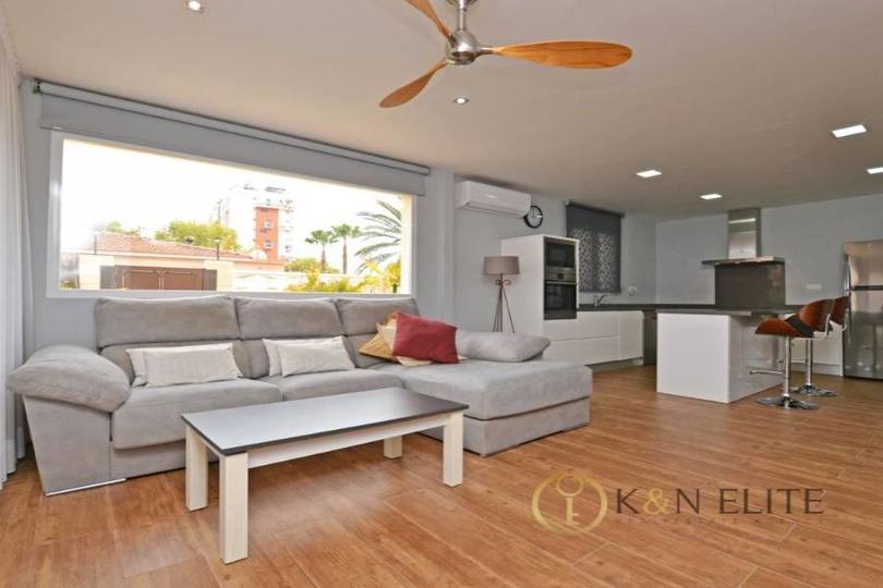 Alicante,Alicante,España,2 Bedrooms Bedrooms,1 BañoBathrooms,Chalets,17815
