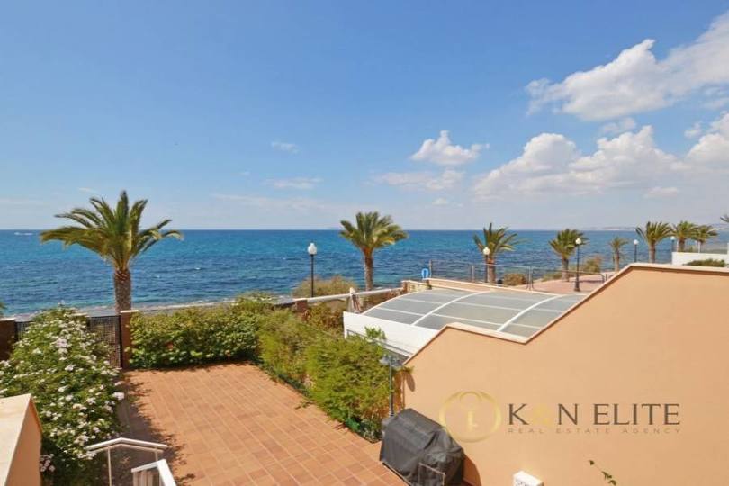 Alicante,Alicante,España,4 Bedrooms Bedrooms,4 BathroomsBathrooms,Chalets,17827