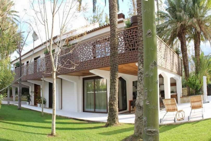 Dénia,Alicante,España,4 Bedrooms Bedrooms,3 BathroomsBathrooms,Chalets,17837