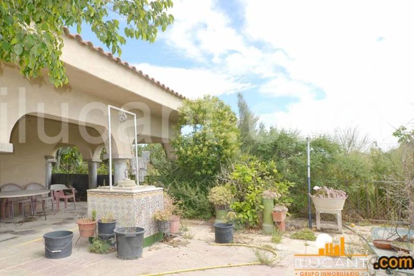San Vicente del Raspeig,Alicante,España,5 Bedrooms Bedrooms,1 BañoBathrooms,Chalets,17854