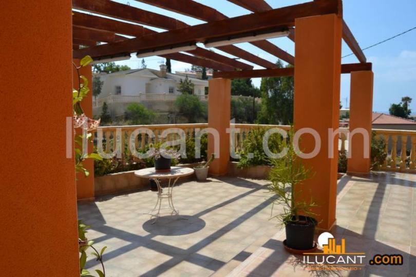el Campello,Alicante,España,5 Bedrooms Bedrooms,4 BathroomsBathrooms,Chalets,17866