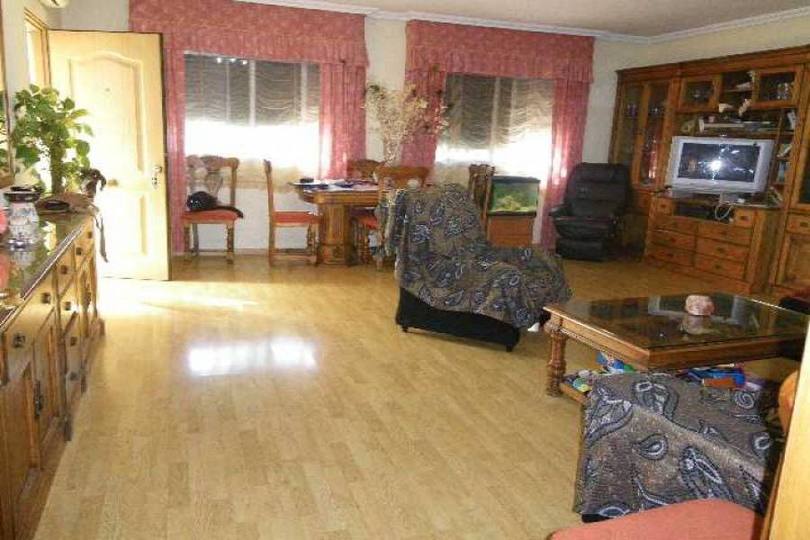 El Rebolledo,Alicante,España,4 Bedrooms Bedrooms,2 BathroomsBathrooms,Chalets,17873