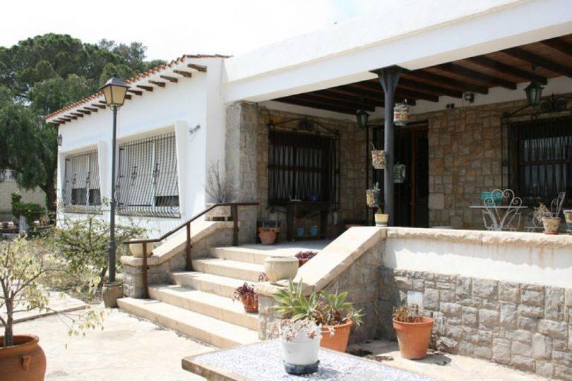 Alicante,Alicante,España,6 Bedrooms Bedrooms,2 BathroomsBathrooms,Chalets,17879