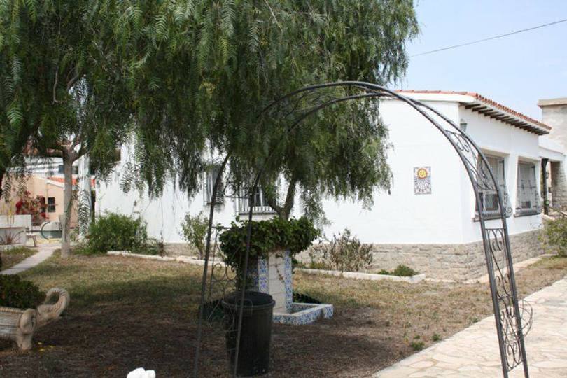 Alicante,Alicante,España,6 Bedrooms Bedrooms,2 BathroomsBathrooms,Chalets,17879