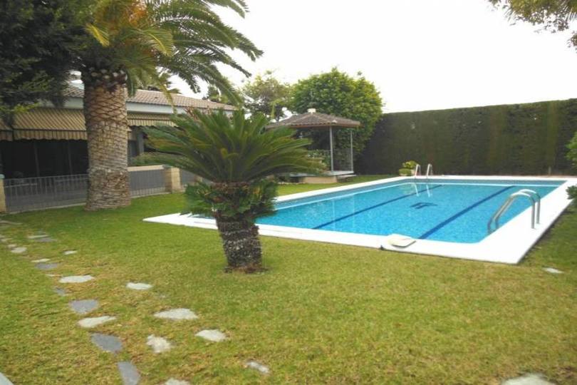 San Juan,Alicante,España,4 Bedrooms Bedrooms,5 BathroomsBathrooms,Chalets,17883