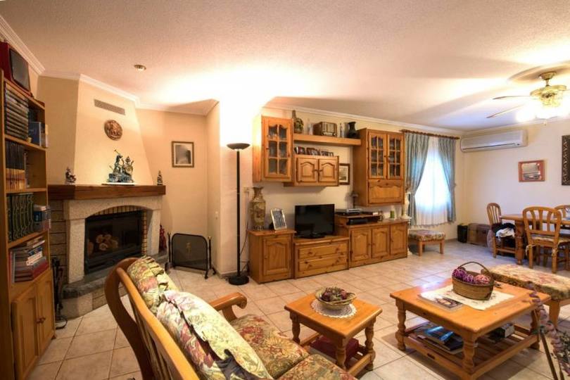 Valverde,Alicante,España,4 Bedrooms Bedrooms,2 BathroomsBathrooms,Chalets,17886