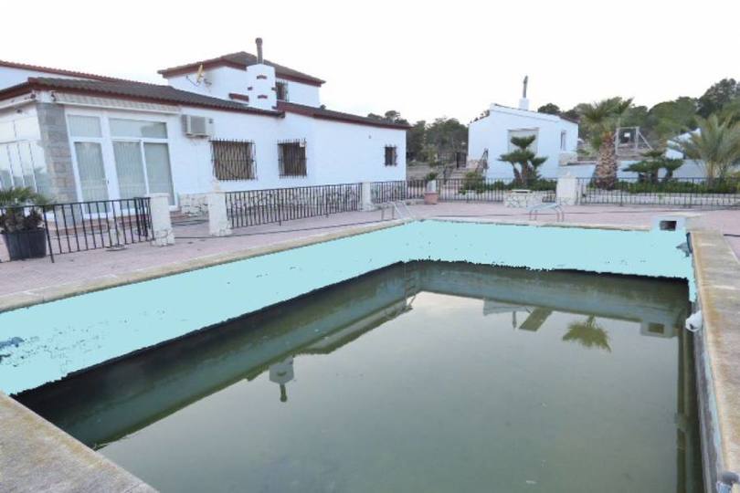 Elche,Alicante,España,5 Bedrooms Bedrooms,3 BathroomsBathrooms,Chalets,17904