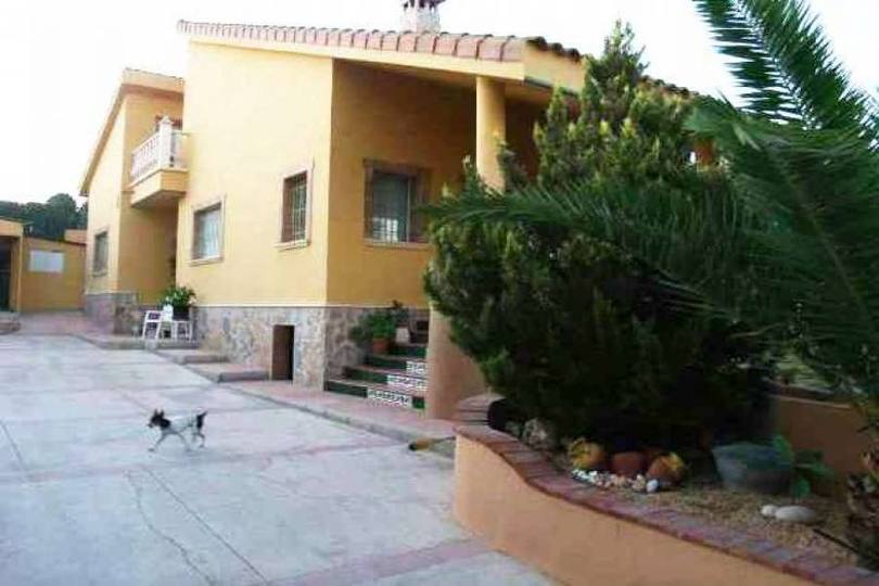 San Vicente del Raspeig,Alicante,España,6 Bedrooms Bedrooms,3 BathroomsBathrooms,Chalets,18014