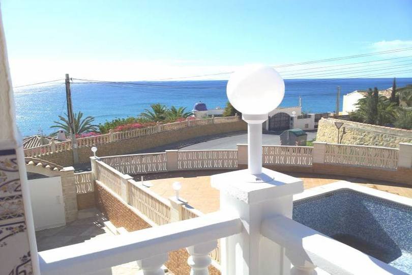 el Campello,Alicante,España,4 Bedrooms Bedrooms,3 BathroomsBathrooms,Chalets,18015
