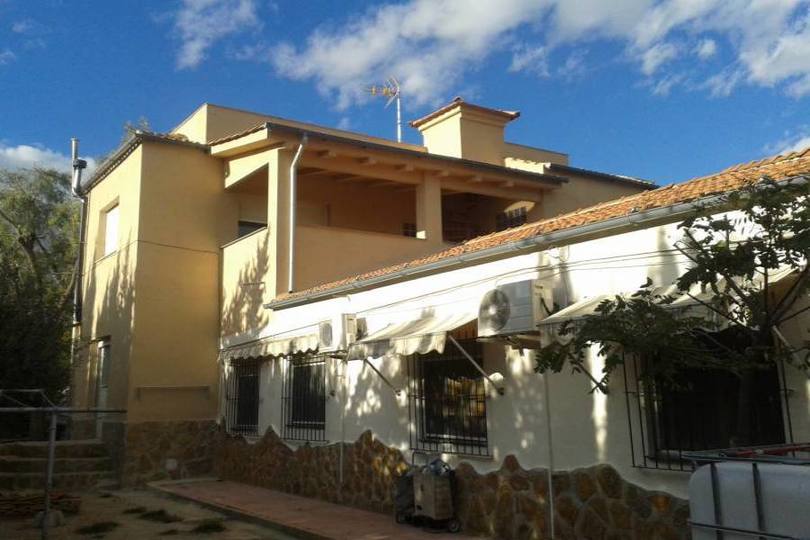 San Vicente del Raspeig,Alicante,España,8 Bedrooms Bedrooms,3 BathroomsBathrooms,Chalets,18016