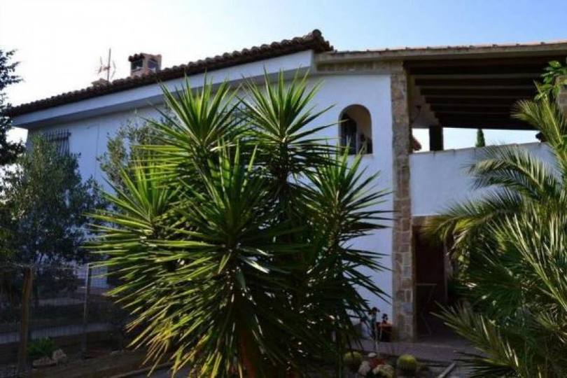 San Vicente del Raspeig,Alicante,España,4 Bedrooms Bedrooms,2 BathroomsBathrooms,Chalets,18017