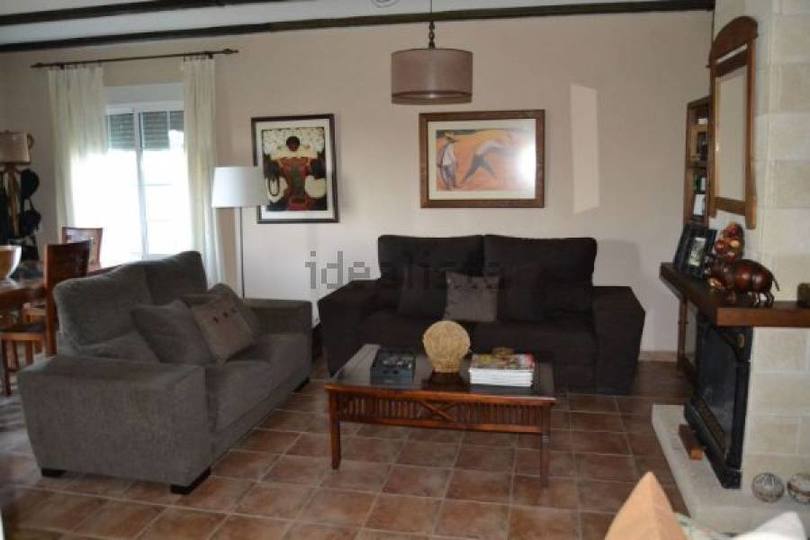 San Vicente del Raspeig,Alicante,España,4 Bedrooms Bedrooms,2 BathroomsBathrooms,Chalets,18017