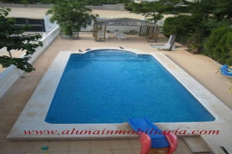 San Vicente del Raspeig,Alicante,España,6 Bedrooms Bedrooms,3 BathroomsBathrooms,Chalets,18026