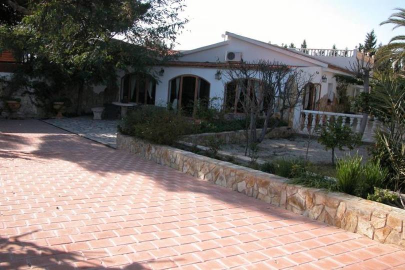 San Vicente del Raspeig,Alicante,España,5 Bedrooms Bedrooms,4 BathroomsBathrooms,Chalets,18033